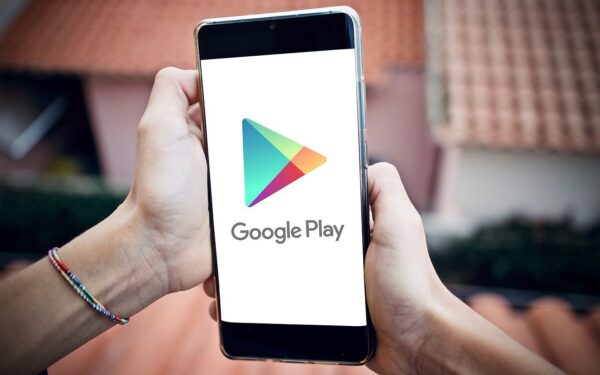 „Google” nuo rugpjūčio apsunkins „Android” programėlių diegimą ne iš oficialios parduotuvės
