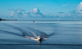 Laivas vandenyne. Pixabay nuotr.