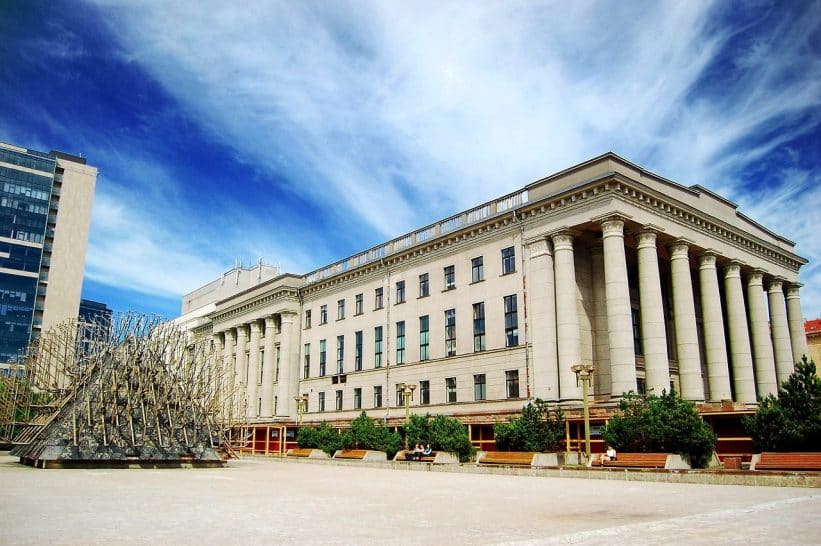 building, parliament, architecture, lithuanian, seimas, baltic, capital, center, city, cityscape, europe, street, avenue, vilnius, lietuva, seimas, vilnius, vilnius, vilnius, vilnius, vilnius, lietuva