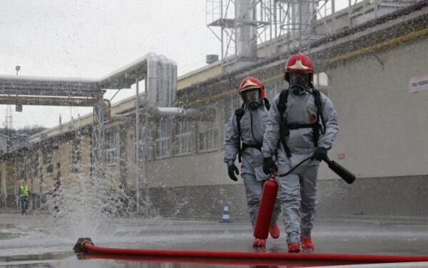 Raginimas veikti: 11 šalių siekia skubios pagalbos plano nuo karo Artimuosiuose Rytuose nukentėjusioms šalims