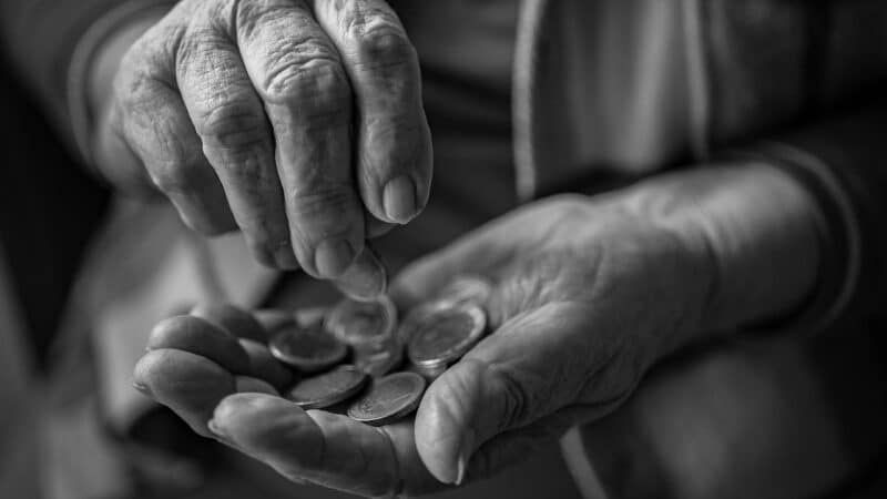 Pinigai dingsta be aiškios priežasties? Štai kas dažniausiai tą lemia