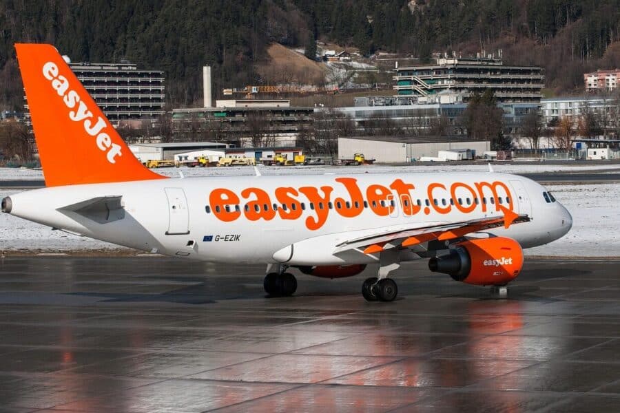 airbus, a319, easyjet, airliner, airline, innsbruck, austria, airport, tarmac, pavement, outside, transportation, jet, plane, airplane, gray plane, gray airplane, easyjet, easyjet, easyjet, easyjet, easyjet