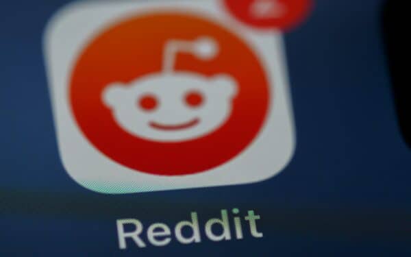 „Reddit“ sulaukė milijoninės baudos, vaikai galėjo matyti žalingą turinį