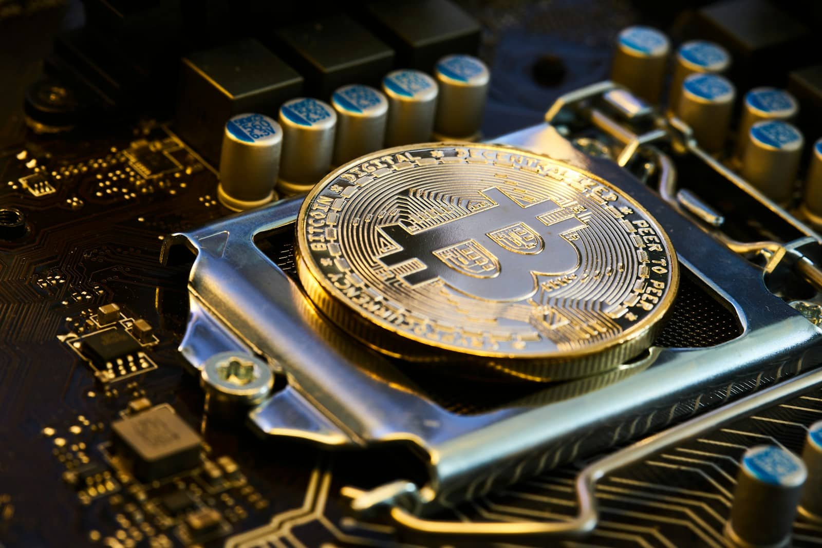 Bitkoinų kasėjų rekordas: per ketvirtį pardavė daugiau BTC nei per visus metus