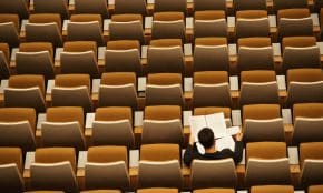 Auditorija. Unsplash nuotr.