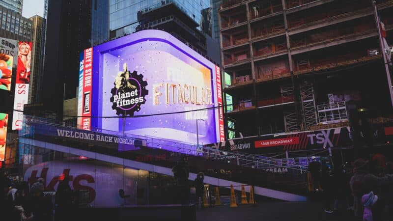 „Planet Fitness” plečiasi sparčiau nei bet kada: nuo 1 124 klubų iki beveik 3 000 per dešimtmetį