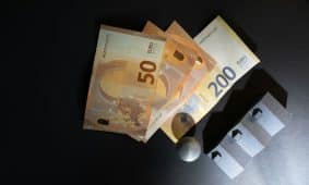 Pinigai. Unsplash nuotr.