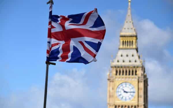 Rusijos turtas pagaliau panaudotas prieš ją: JK skyrė milžinišką paramą Ukrainai