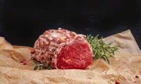 Mėsos gabalas. Unsplash nuotr.