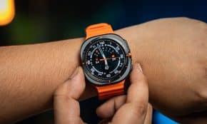 „Galaxy Watch Ultra“ laikrodis. Unsplash nuotr.