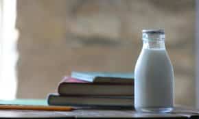 Pienas. Unsplash nuotr.