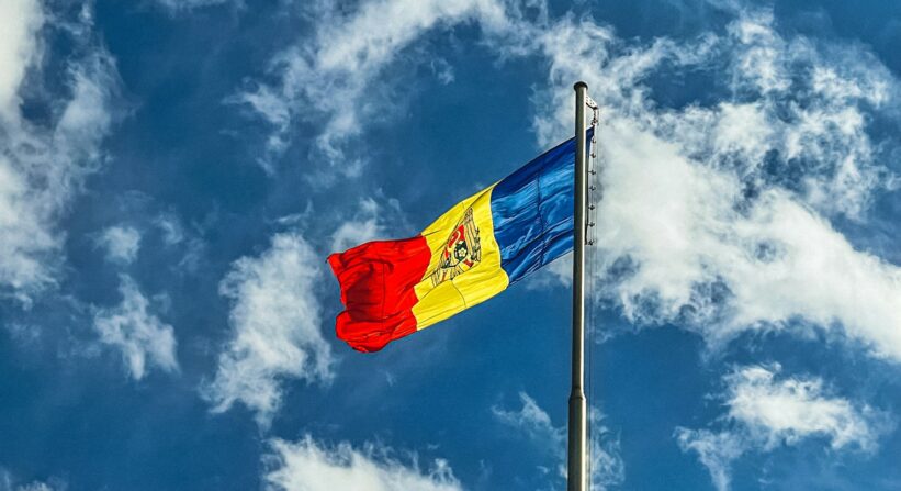 Moldovos vėliava. Unsplash nuotr.