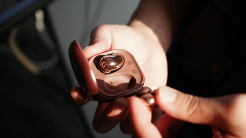 „Samsung“ siūlo netikėtą sprendimą: šis metodas gali sumažinti pykinimą