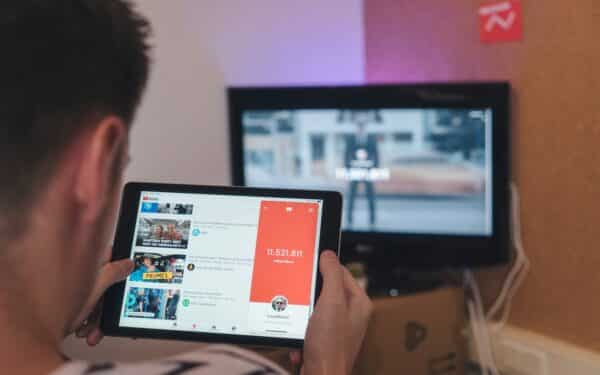 „YouTube” paaiškino 90 sekundžių reklamas televizoriuose – tai buvo techninė klaida