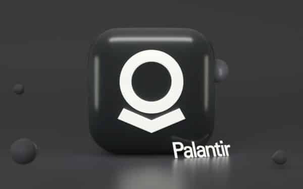 „Palantir” vadovas: dirbtinis intelektas suteikia JAV karinį pranašumą Artimųjų Rytų konflikte