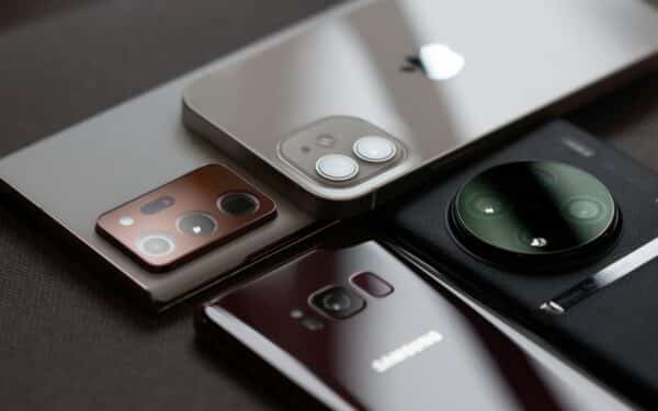 Suomijos mokyklų direktoriai: uždraudus išmaniuosius telefonus gyvenimas iš esmės pasikeitė