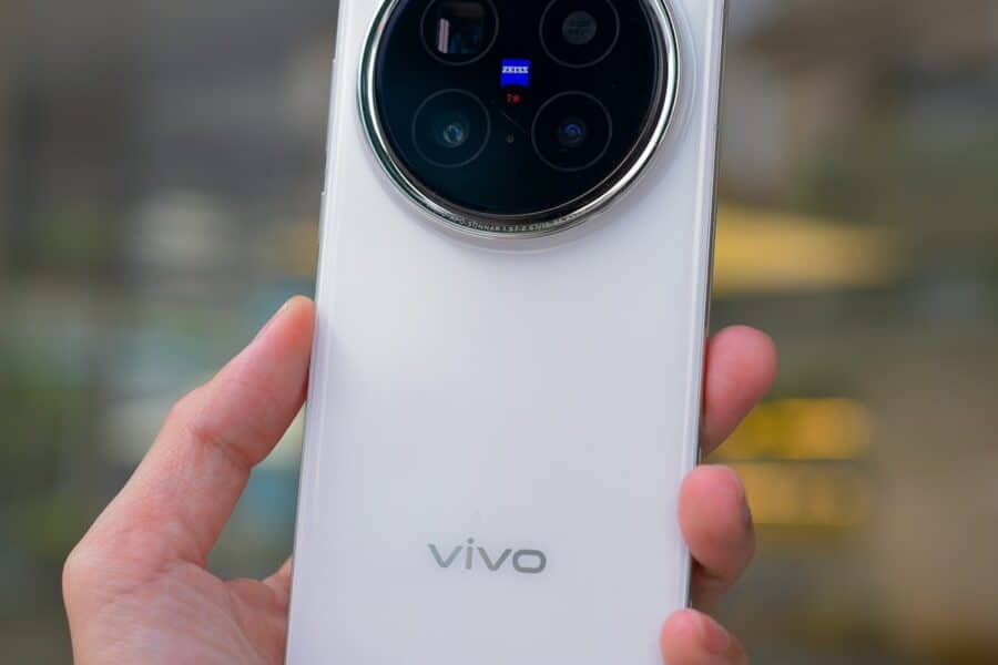 Vivo telefonas. Unsplash nuotr.