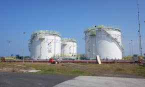 Naftos saugyklos. Unsplash nuotr.