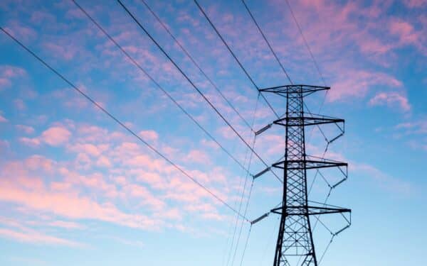 Nauja atakų banga Ukrainoje: šešios sritys liko be stabilaus elektros tiekimo
