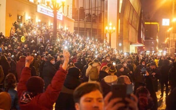 Rusijoje uždrausta rengti protestus dėl mobiliojo ryšio tinklų ir socialinių tinklų blokavimo