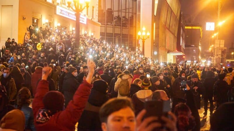 Rusijoje uždrausta rengti protestus dėl mobiliojo ryšio tinklų ir socialinių tinklų blokavimo