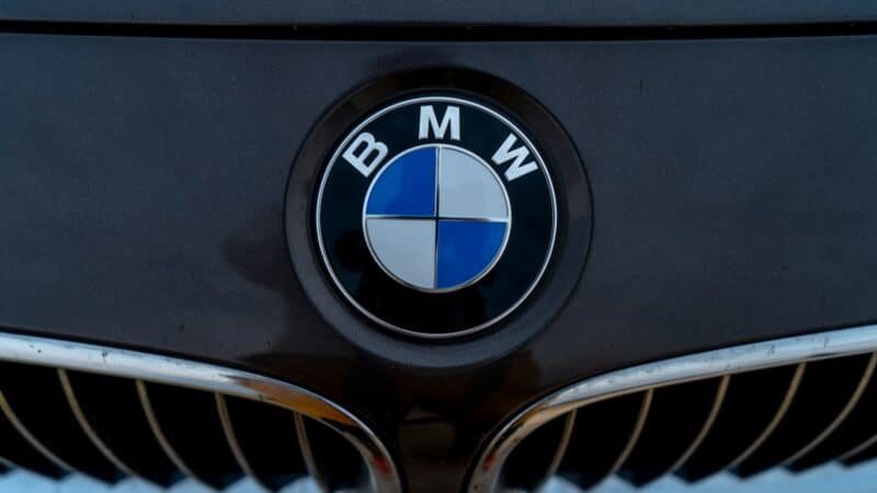 „BMW” finansų vadovas: be muitų bendrovė būtų fiksavusi pelno augimą, o ne kritimą