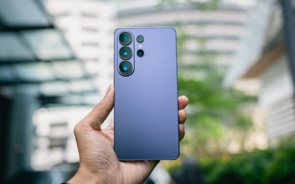 Europiečiams ir vėl teks nusivilti: „Galaxy S26“ su „Snapdragon“ paliko „Exynos“ toli už nugaros