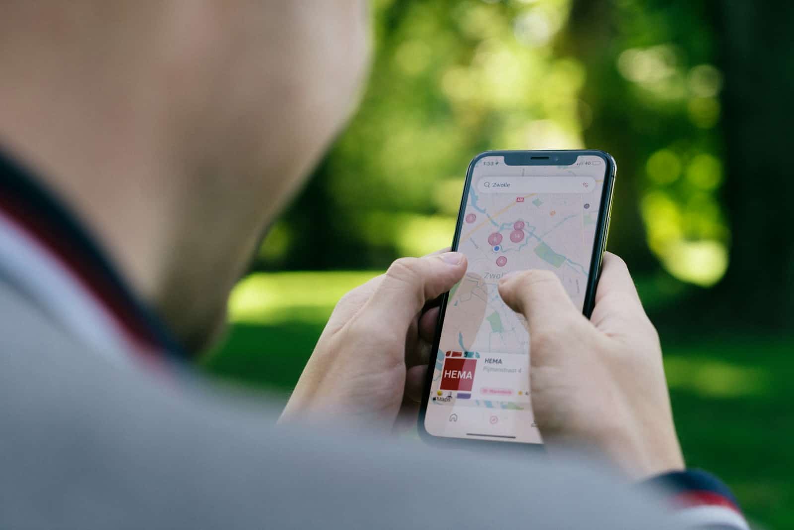 „Google Maps“ pasipildė naujomis DI galimybėmis, dabar galės atsakyti ir į klausimus