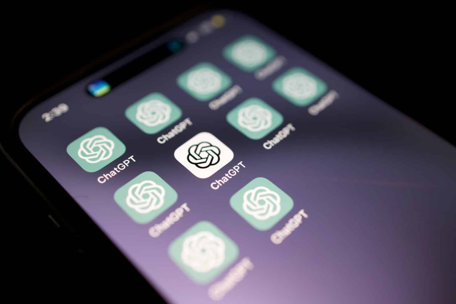 Didelių „ChatGPT“ pokyčių dar teks palaukti, „OpenAI“ atidėjo šio režimo išleidimą