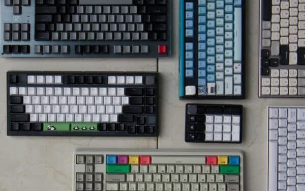 Kasdien dirbate prie kompiuterio? Štai kaip išsirinkti klaviatūrą, kuri nevargins rankų