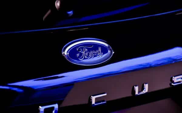 „Ford” pristato DI sistemą komerciniams autoparkams: kasdien analizuos per 1 mlrd. duomenų