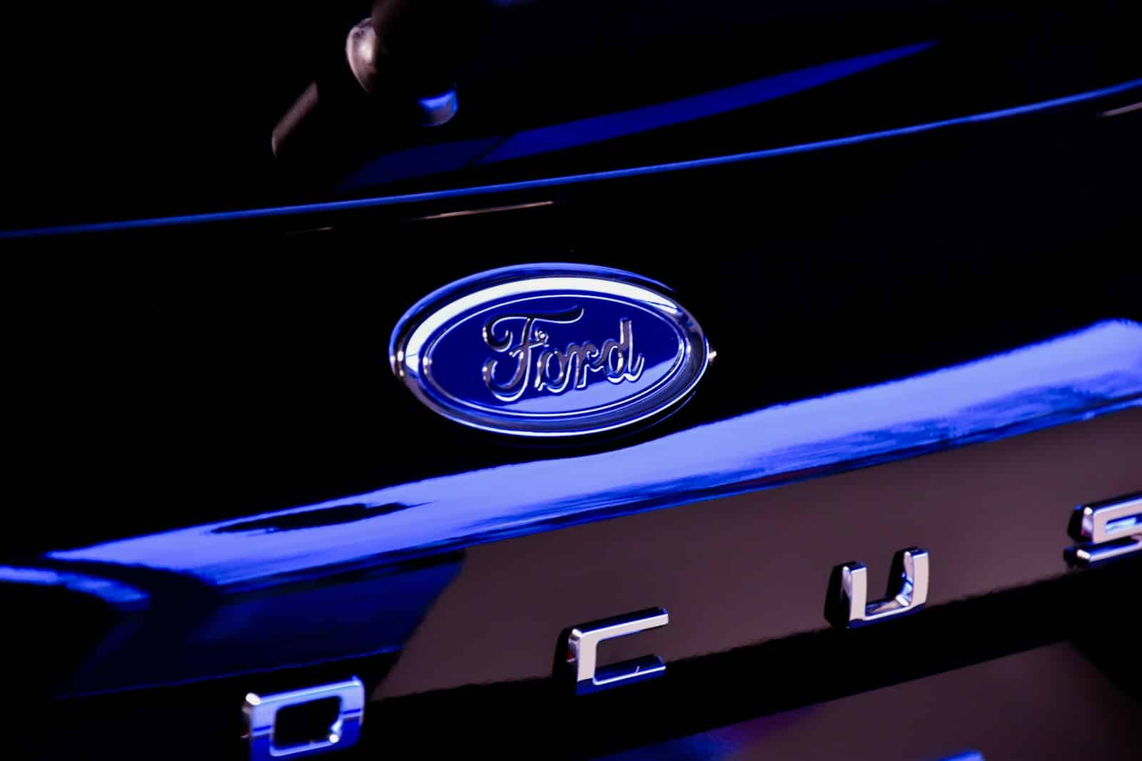 „Ford” pristato DI sistemą komerciniams autoparkams: kasdien analizuos per 1 mlrd. duomenų