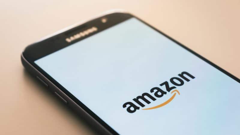 „Amazon“ grįžta į telefonų rinką: naujas projektas gali pakeisti tai, kaip naudojame programėles