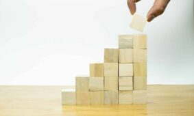 Pelnas. Unsplash nuotr.