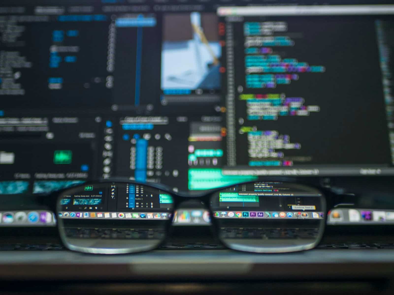 Kibernetinis smūgis Prancūzijai: įsilaužėlis peržiūrėjo 1,2 mln. banko sąskaitų duomenis
