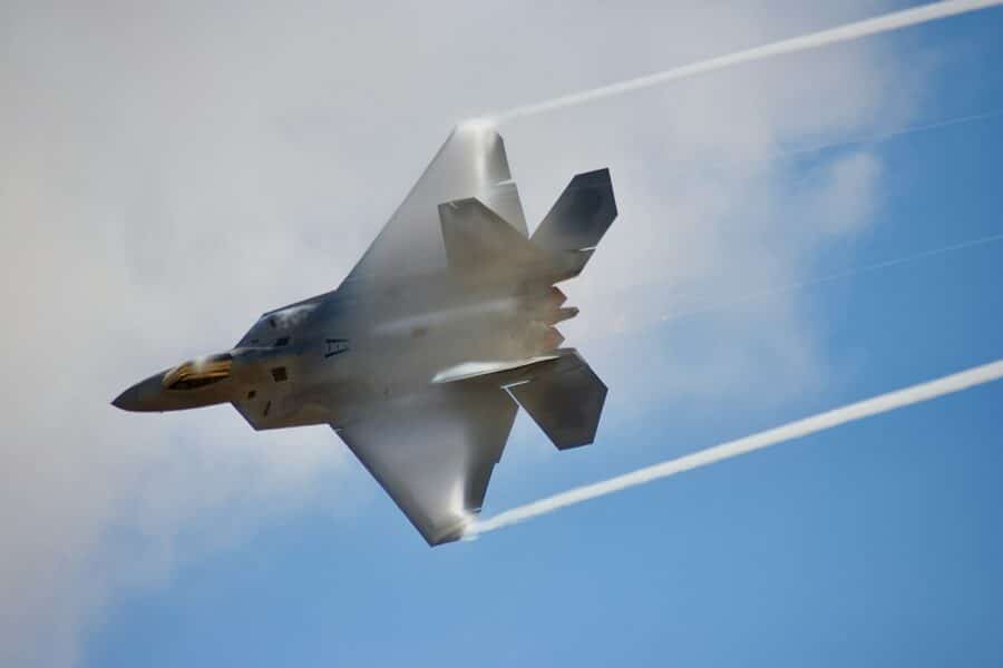 F22 lėktuvas. Unsplash nuotr.