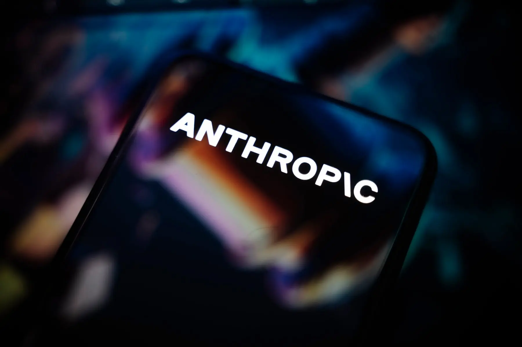 DI firma „Anthropic“ nesutinka su Pentagono ultimatumu atsisakyti apsaugos priemonių