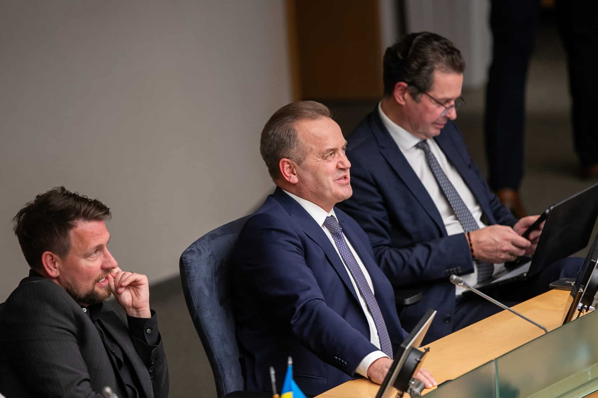Darbo grupėje atgaivinta iniciatyva dėl LRT laisvai samdomų laidų vedėjų statuso, aktyviausiai pasisako Skardžius ir Zuokas.