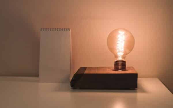 Šaltas vasaris gali pakelti elektros paklausą: ar kainos vėl šoks aukštyn?