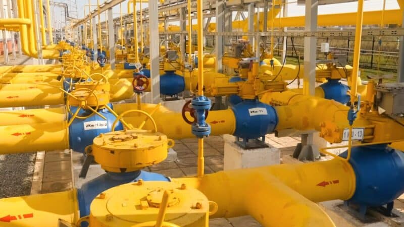 Dujų kainos Europoje per savaitę paaugo du trečdalius, trys SGD kroviniai nukreipti į Aziją