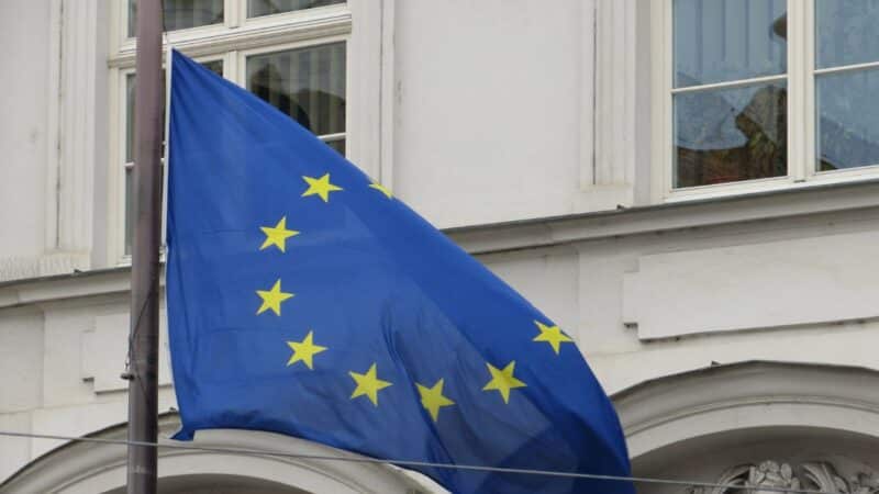 ES ruošia skubius sprendimus: mokesčiai gali smogti dar stipriau nei tikėtasi