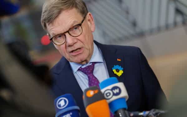 Vokietija pasiuntė signalą dėl karinės operacijos svarbiame pasaulio sąsiauryje