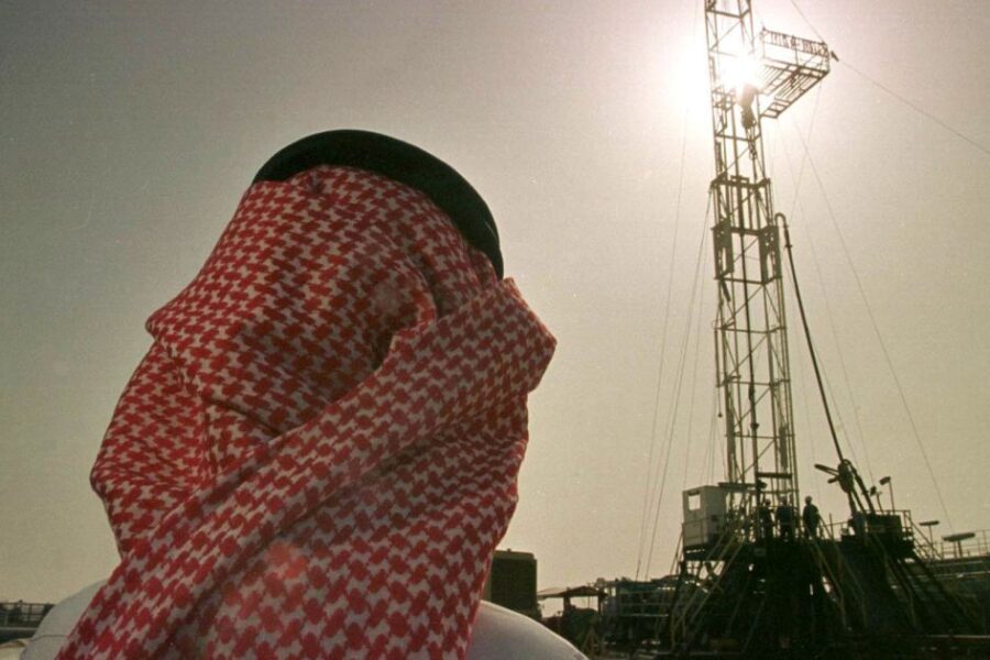 Iranas grasina naujomis atakomis, Emyratai dvejoja: ar Saudo Arabija ryšis atvirai eskalacijai?