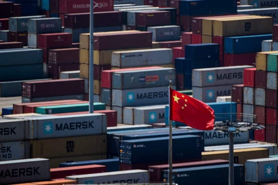 Diplomatinis spaudimas auga: Kinija reikalauja dialogo vietoje karo