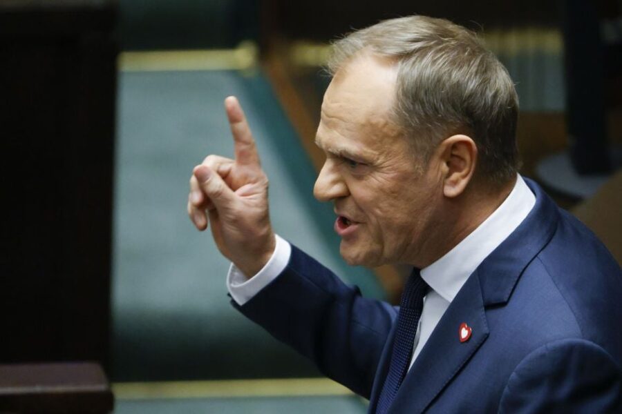 Tuskas pavadino opozicijos narį klounu, Seimo Etikos komitetas skyrė papeikimą