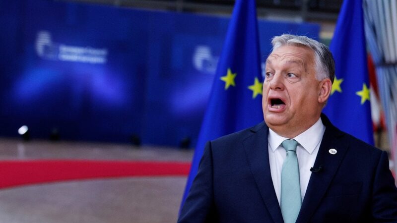 Vengrija blokuoja 90 mlrd. eurų ES kreditą Ukrainai: ar Briuselis praras kantrybę?