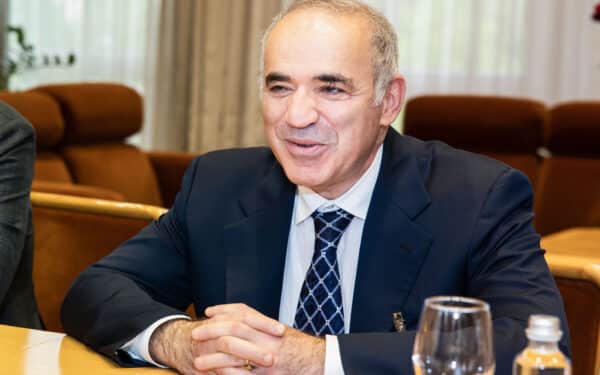 Kasparovas: be karo Putino režimas žlugtų, paliaubų šiemet nebus