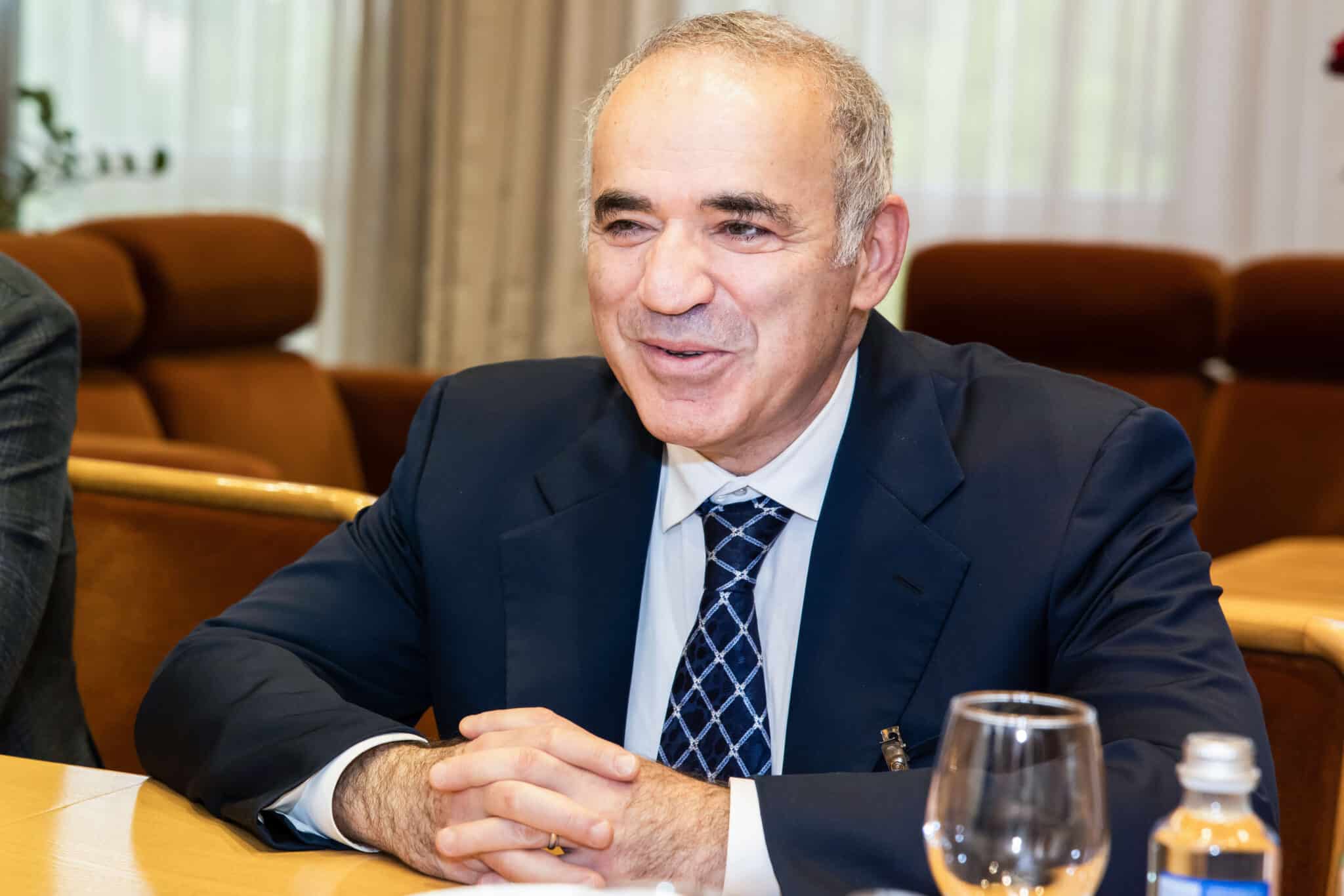 Kasparovas: be karo Putino režimas žlugtų, paliaubų šiemet nebus