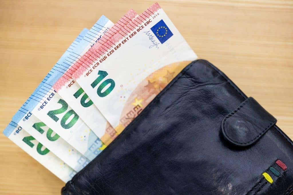 Pinigai. ELTA / Žygimantas Gedvila nuotr.