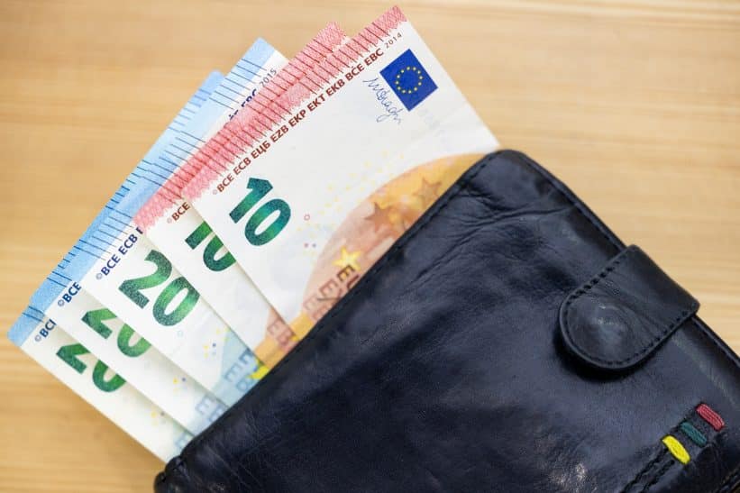 Pinigai. ELTA / Žygimantas Gedvila nuotr.